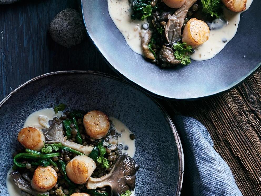 Image of Scallops, Lentils and Mushrooms with Creamy Miso Sauce